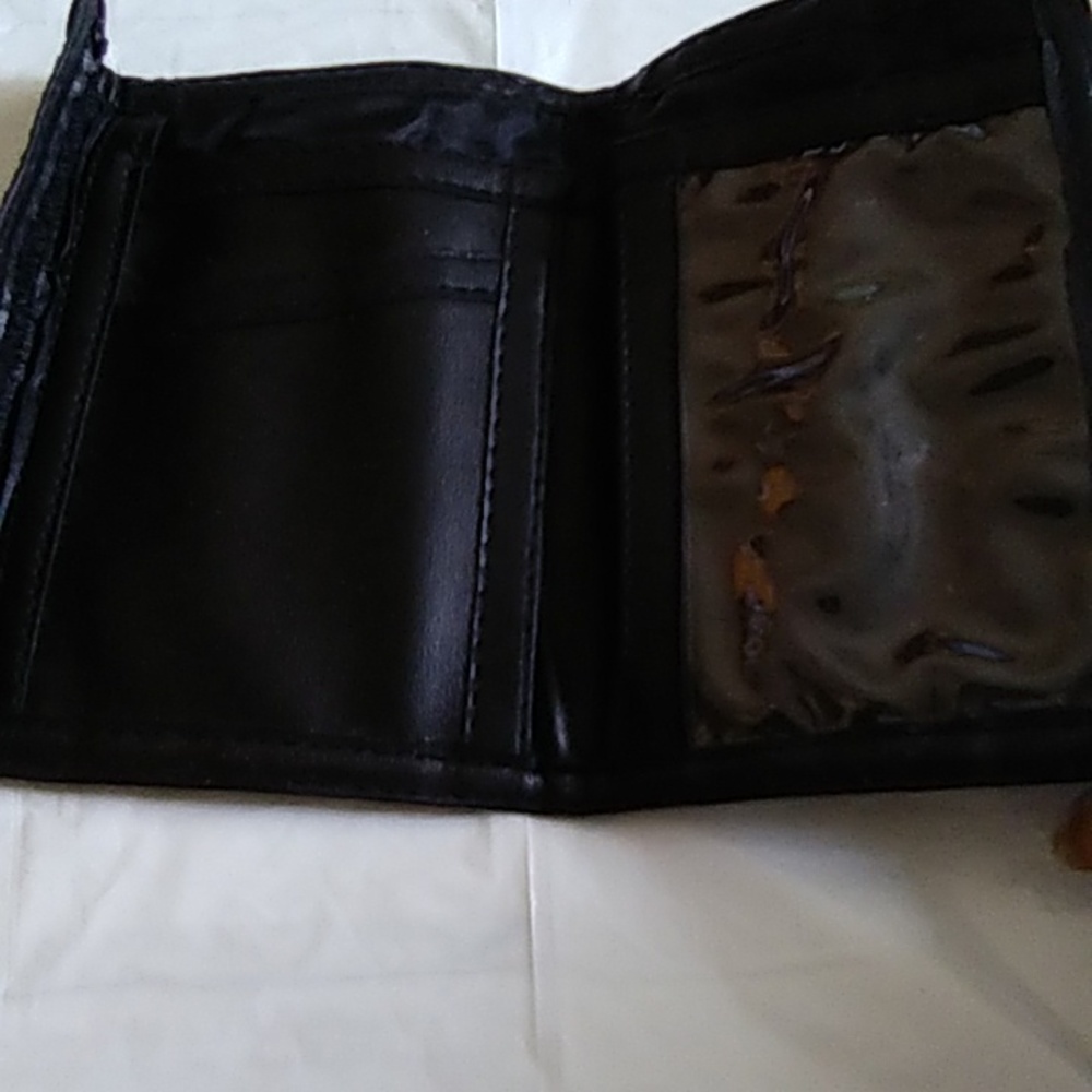 Ladies Wallet - Picture 4 of 10